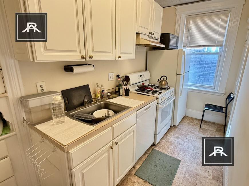 Primary Photo - 2 bedroom in Allston MA 02134