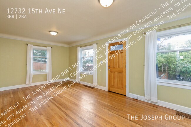 Foto del edificio - 12732 15th Ave NE
