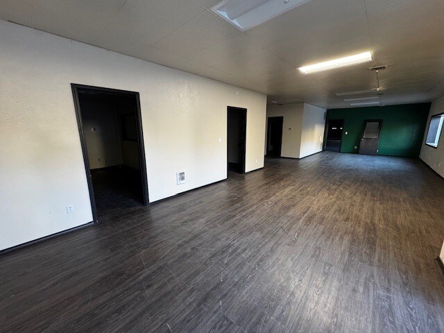 Foto del edificio - 410 S Grand Ave