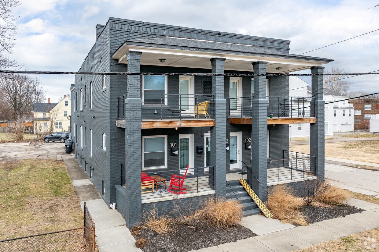 Primary - 11915 Ashbury Ave (Cleveland, OH)