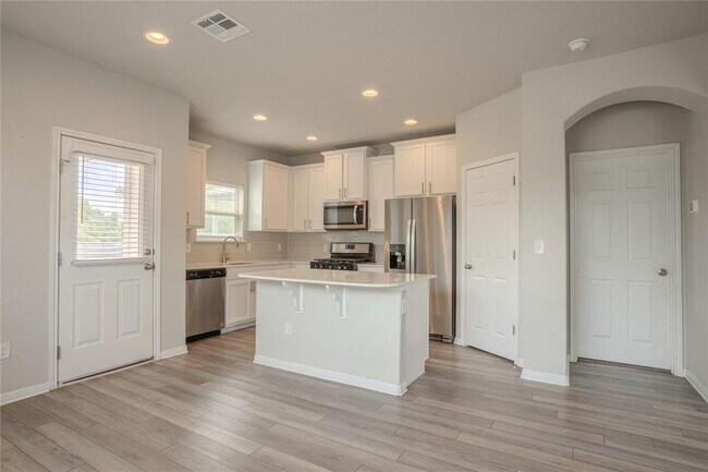 Foto del edificio - 120 Caney Cv