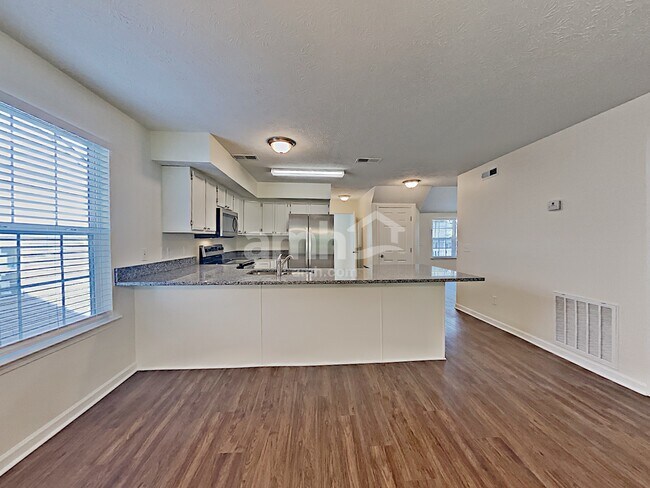 Building Photo - 5112 Greer Station Dr