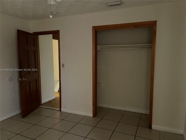 Foto del edificio - 2510 NE 9th Terrace