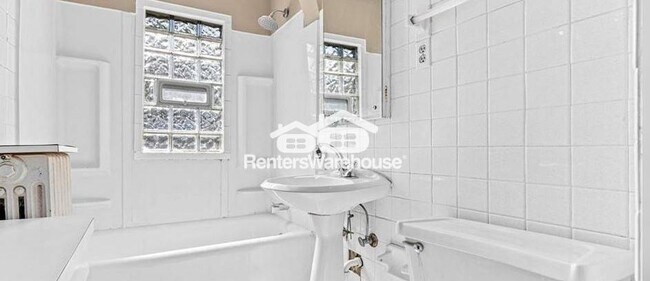 Foto del edificio - 2925 Sunset Blvd