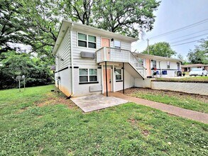Building Photo - 1504 Oakwood Ave NE