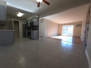 Building Photo - 412 E Bailey Rd