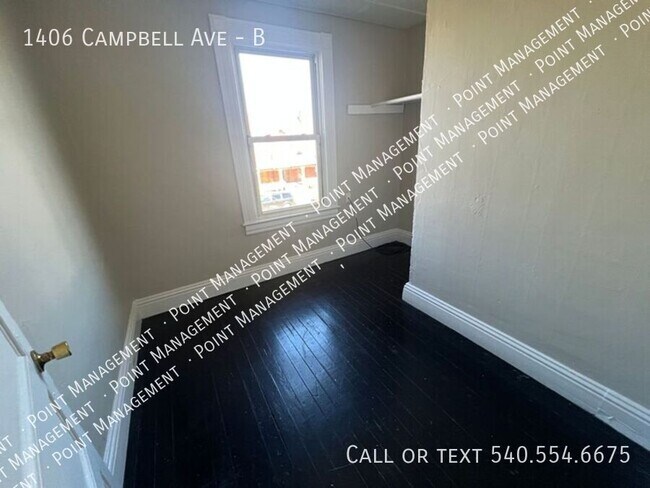 Building Photo - 1406 Campbell Ave SE
