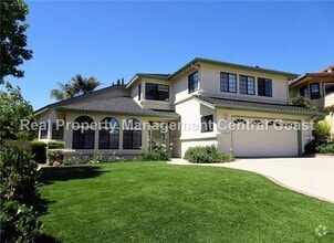 Building Photo - 1662 La Vineda Ct