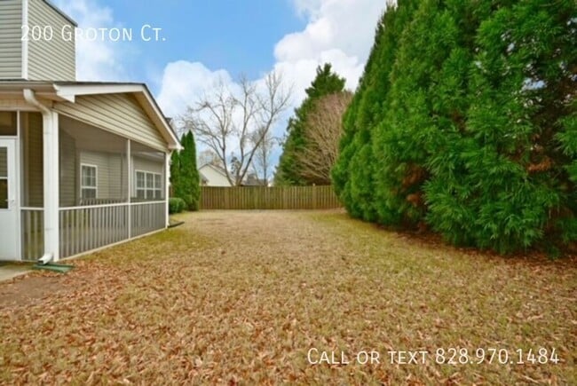 Building Photo - 200 Groton Ct