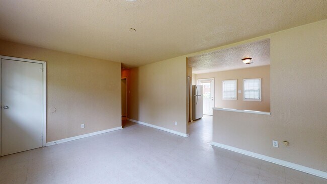Building Photo - 430 N 39th St