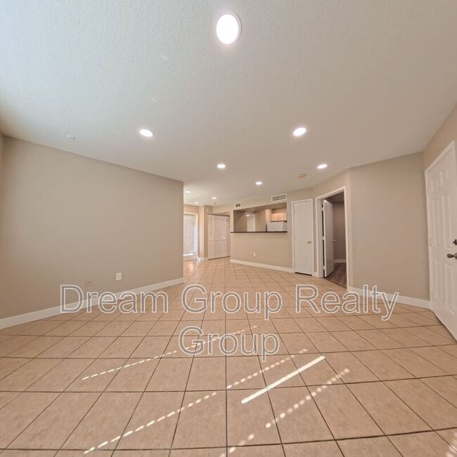 Foto del edificio - 8101 W Flamingo Rd