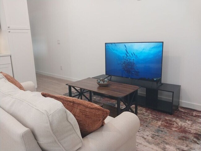 Foto del edificio - 720 Pritchett Ln
