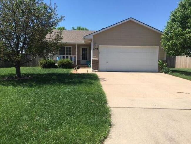 Building Photo - 2717 N Stoney Point Ct