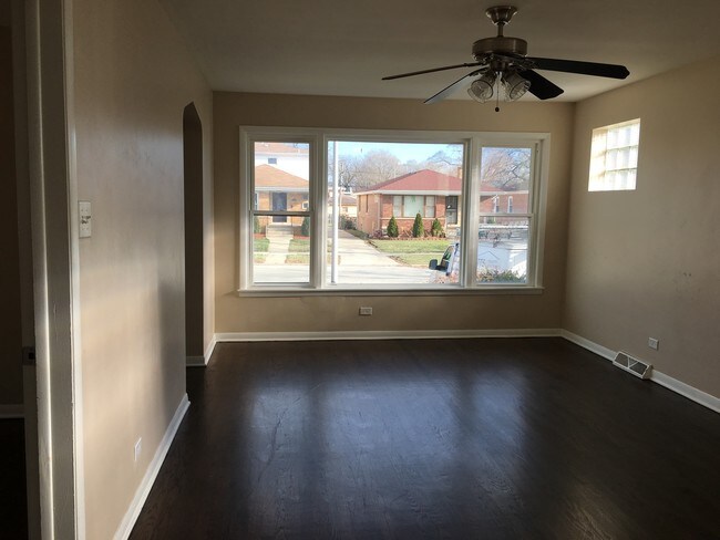 Foto del edificio - 15420 Ingleside Ave
