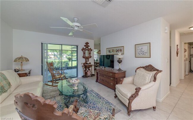 Foto del edificio - 9282 Lennex Ln