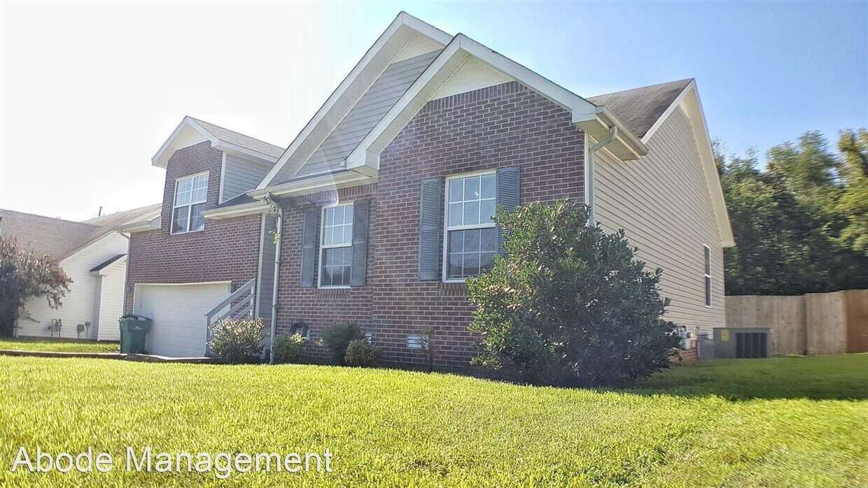 Primary Photo - 3 br, 2 bath House - 894 Glen Ellen Way