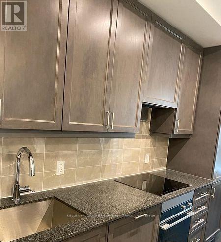 Building Photo - 9075 Jane St