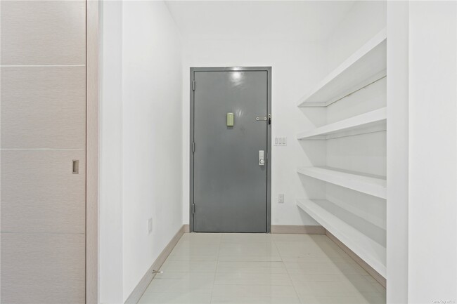 Foto del edificio - 28-57-57 45th St