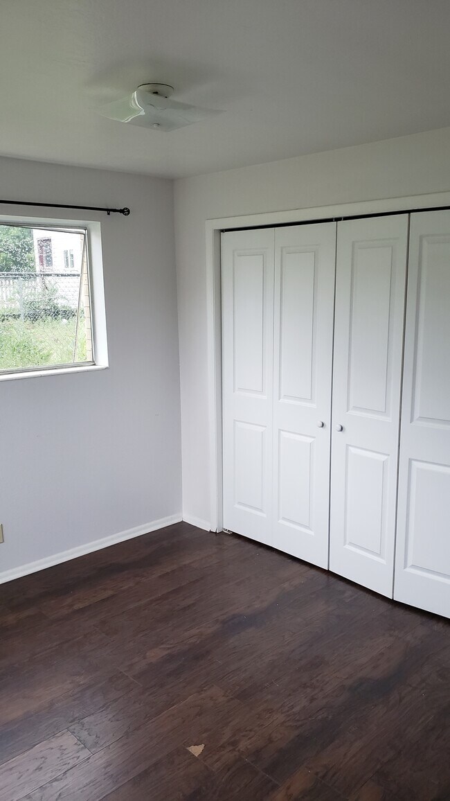 Dormitorio 1 - 520 South 100 West