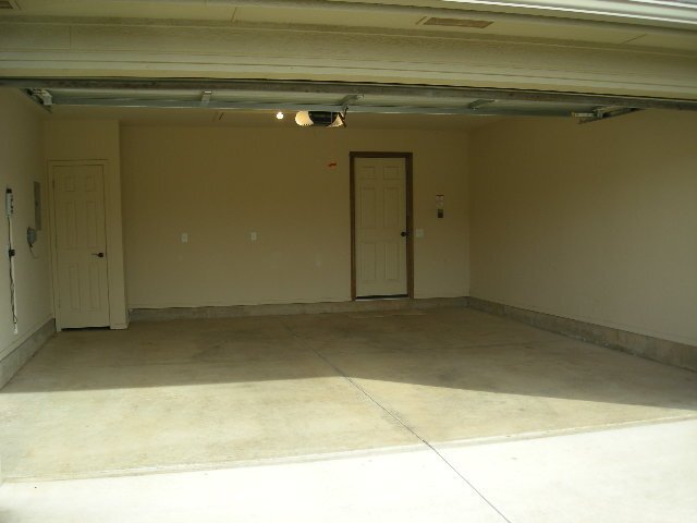 Building Photo - 809 SW 38th St