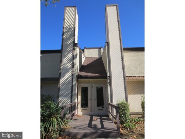 Building Photo - 233 Township Line Rd