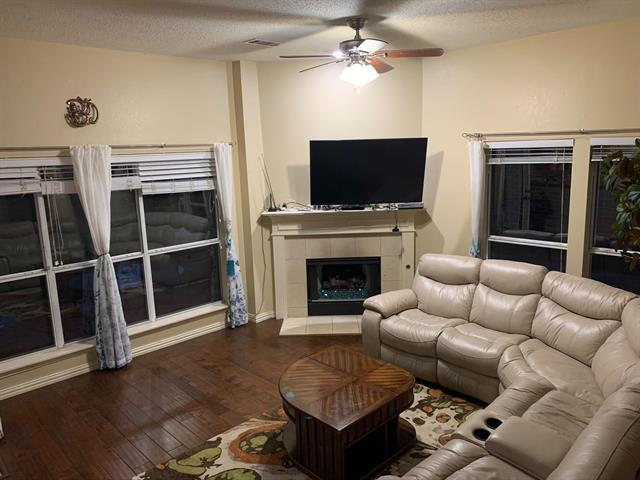 Building Photo - 706 Cheshire Dr