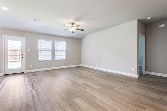 Building Photo - 800 Easthill Dr