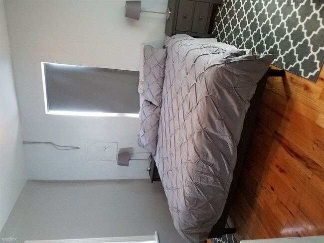 Foto del edificio - 1022 N Rockwell St