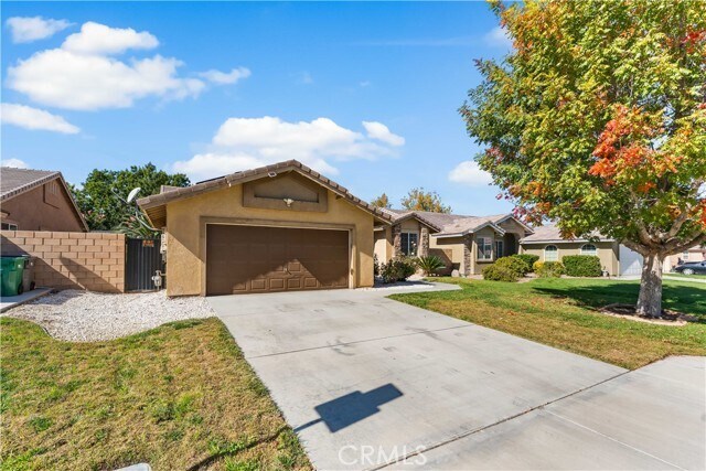 Foto del edificio - 43141 Ruth Ln