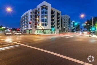 NA - 3900 San Fernando Rd