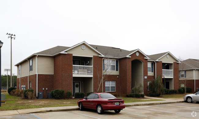 Primary Photo - The Palladian Apartments