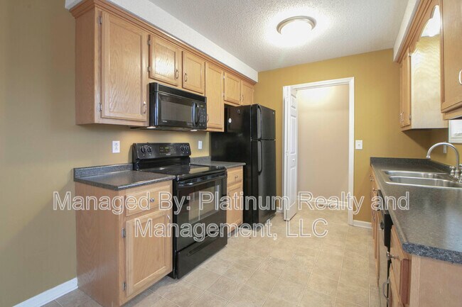 Building Photo - 2630 Del Ray Dr