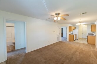 Building Photo - 17235 Avondale Cir
