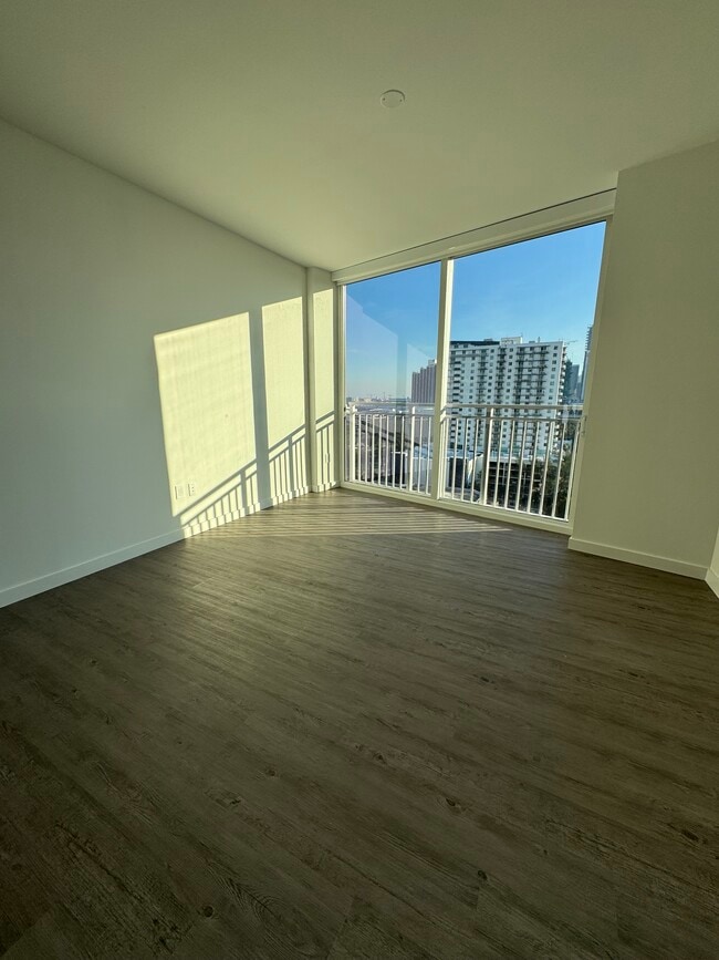 Foto del edificio - 162 NE 23rd St