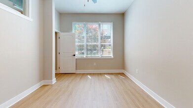 Interior Photo - Towson Promenade