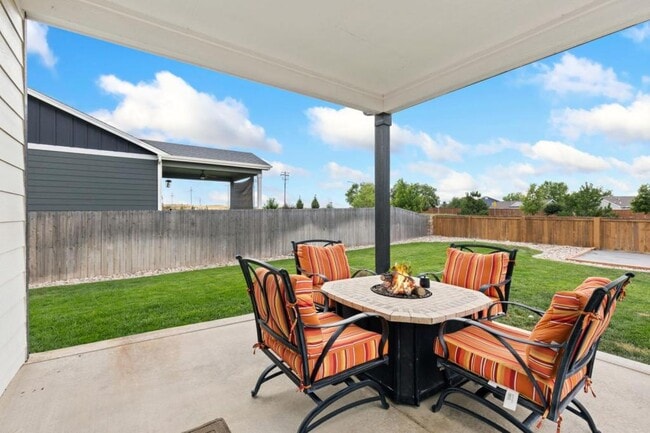 Building Photo - 1495 S Plumeria Dr