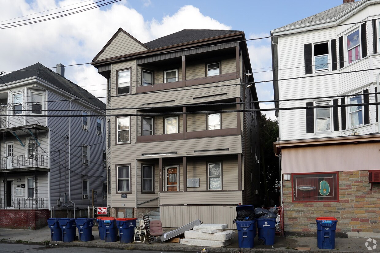 Building Photo - 311 N Front St