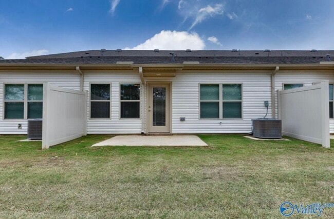 Foto del edificio - 217 Bay Pine Dr