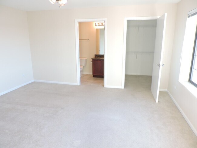 Foto del edificio - 8255 Skokie Blvd