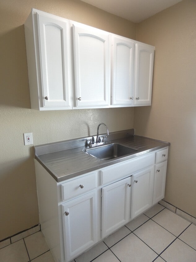 Foto principal - 1553 Linden Ave