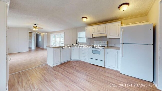 Building Photo - 799 Stillwater Ave