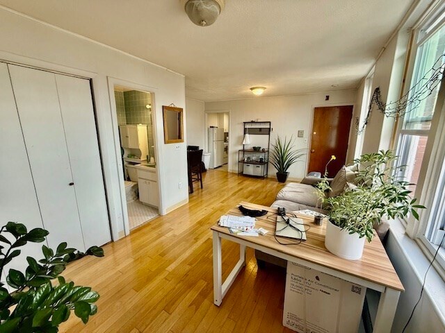 Building Photo - 1 Noyes Pl