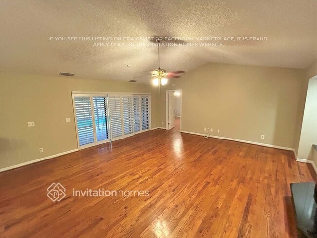 Building Photo - 940 Timbergreen Dr