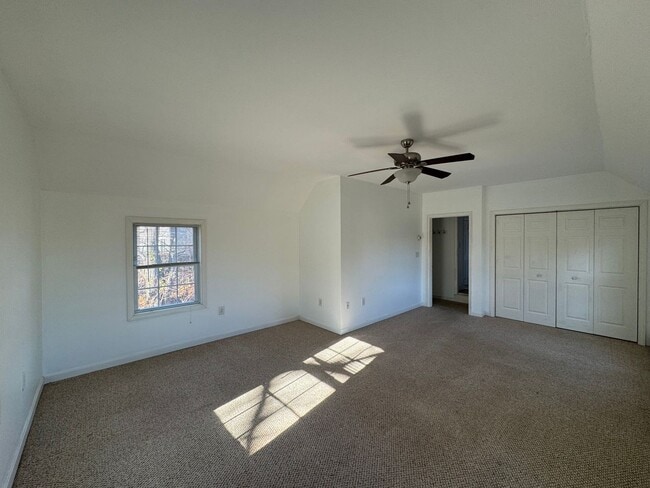 Building Photo - 40 Gile St
