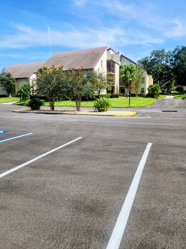 Foto principal - 2025 Sylvester Rd