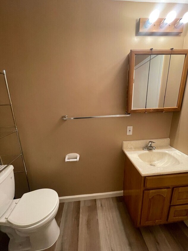 Foto principal - Cozy apartment unit in middle of Sunset re...