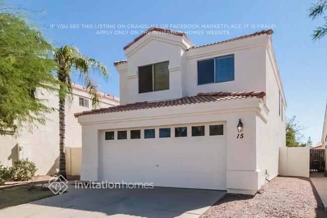 Foto del edificio - 250 W Juniper Ave