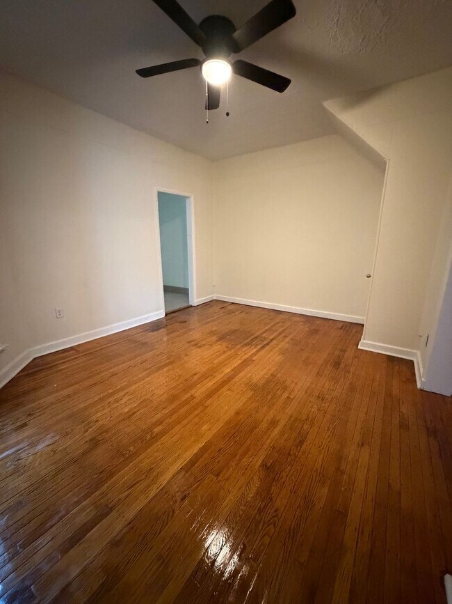 Building Photo - Section 8 approved! Newly renovated 4 bedroom, 1.5 bath