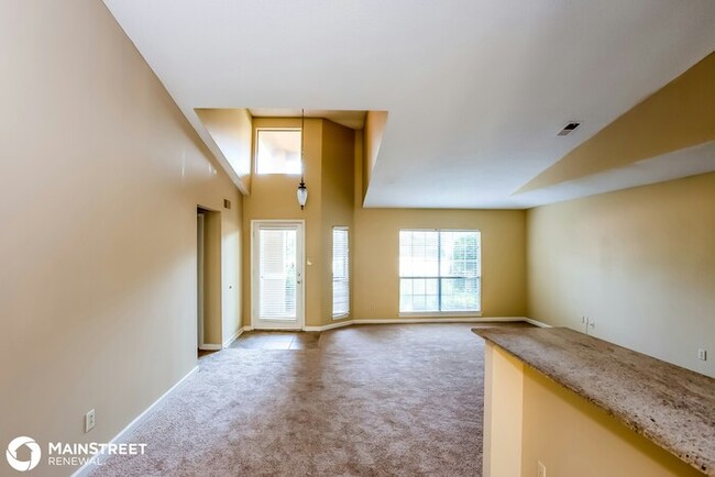 Foto del edificio - 7185 Stonegate Blvd