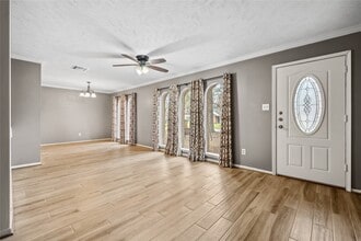 Building Photo - 2159 River Village Dr